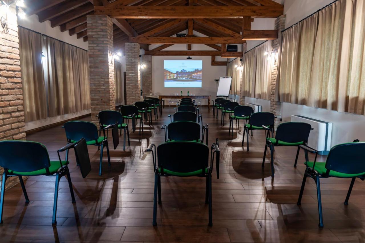 Antico Benessere Fara Gera d'Adda Luaran gambar
